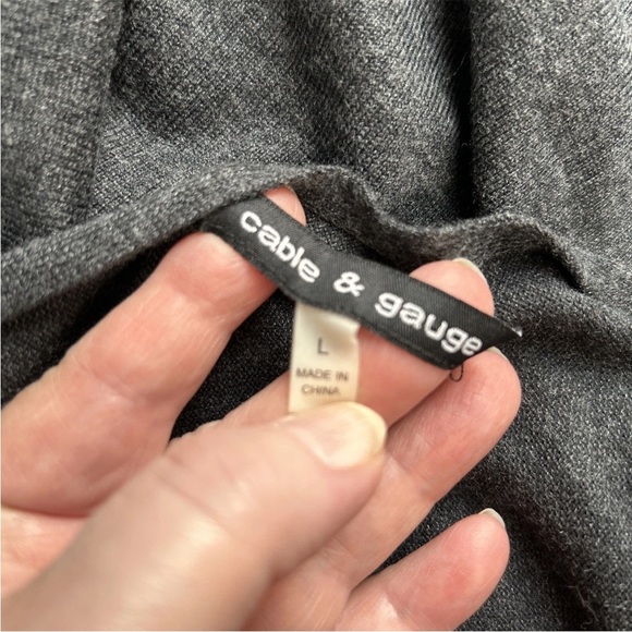 Cable‎ & Gauge Women’s Large Gray Top Pullover Ruched Dolman Sleeve Cropped - Picture 8 of 10